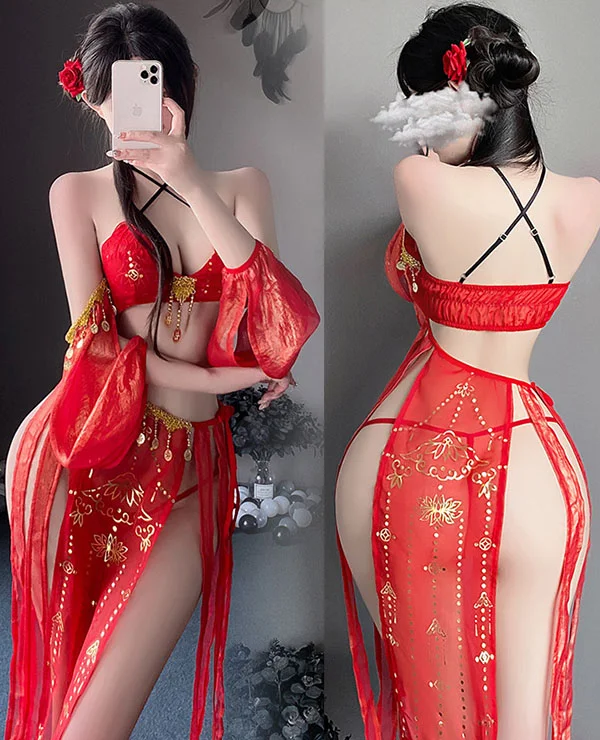 gái xinh cosplay xxx với trang phục đỏ gợi cảm