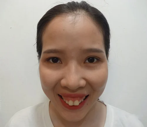Từ cô gái xấu xí đến danh xưng "hot girl”