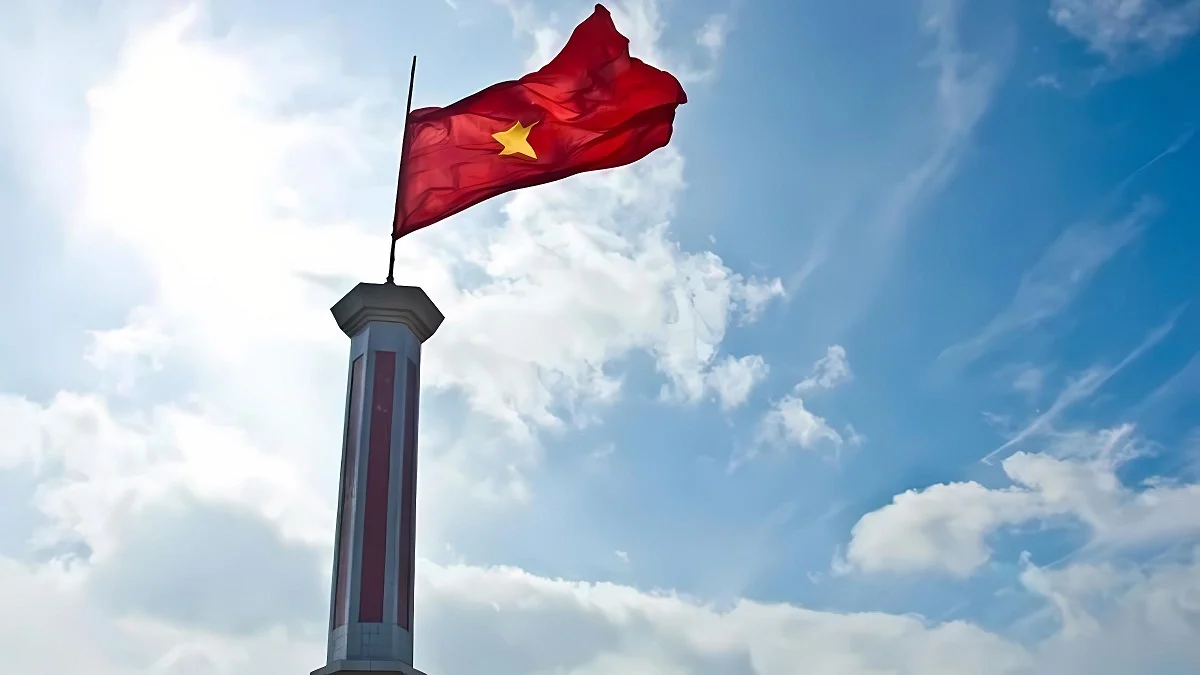 Hình ảnh lá cờ Việt Nam bay phất phới