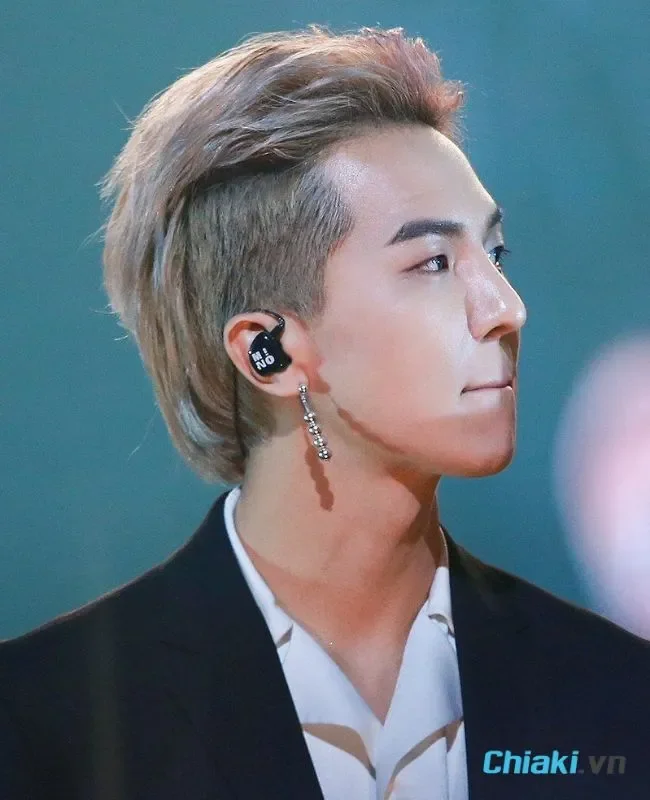 Mẫu tóc mullet layer undercut nam
