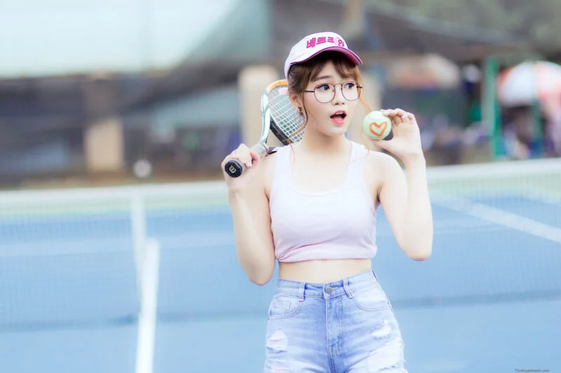 Hình nền girl xinh đeo kính