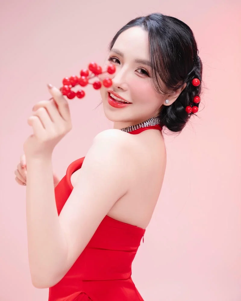 Ảnh Viên Vibi xinh tươi rạng rỡ