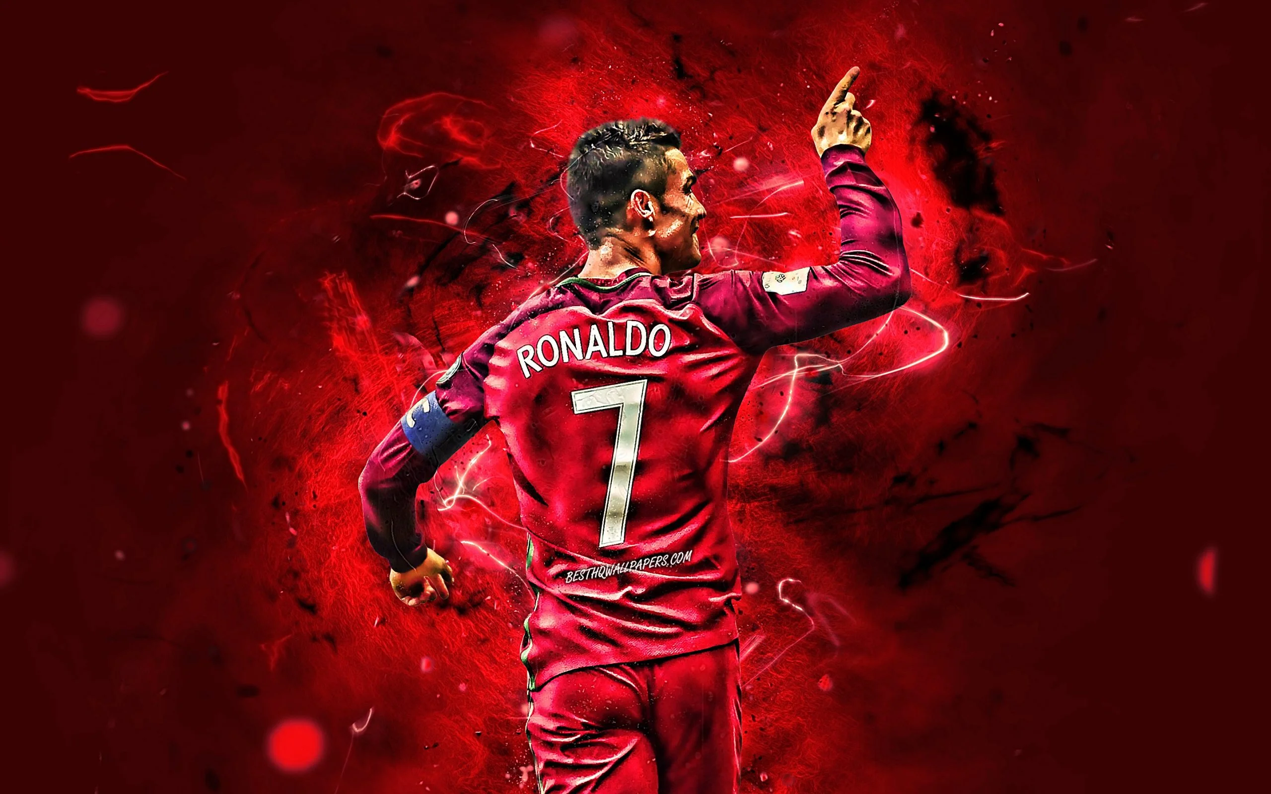 Hình nền Ronaldo quay lưng áo số 7 nền đỏ rực rỡ