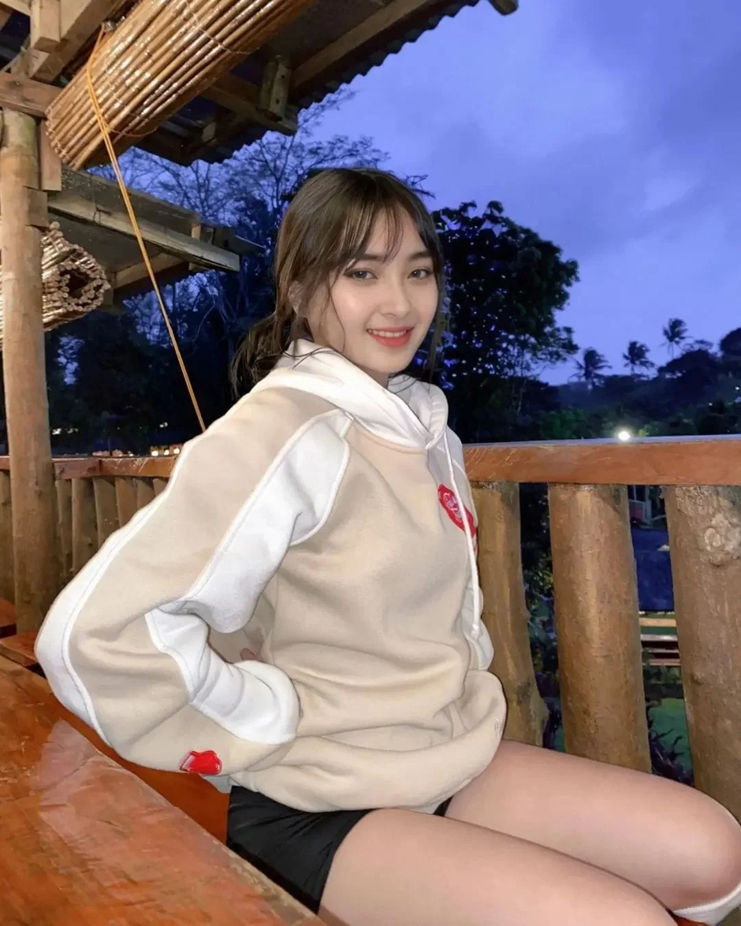 gái mặc bikini - mẫu 81