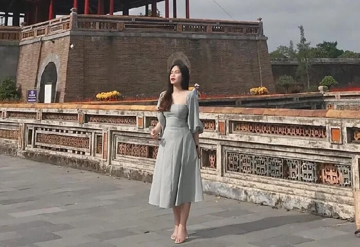 Đi Huế mặc gì chụp ảnh đẹp? Tips những cách phối đồ cực xinh (4)