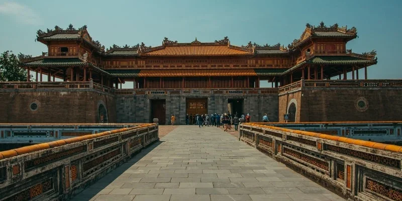 Đi Huế mặc gì (4)