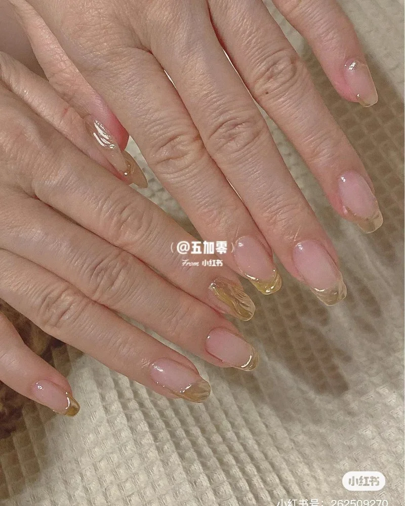 nail sang trọng cho người trung niên (3)