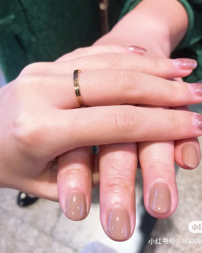 nail sang trọng cho người trung niên (6)