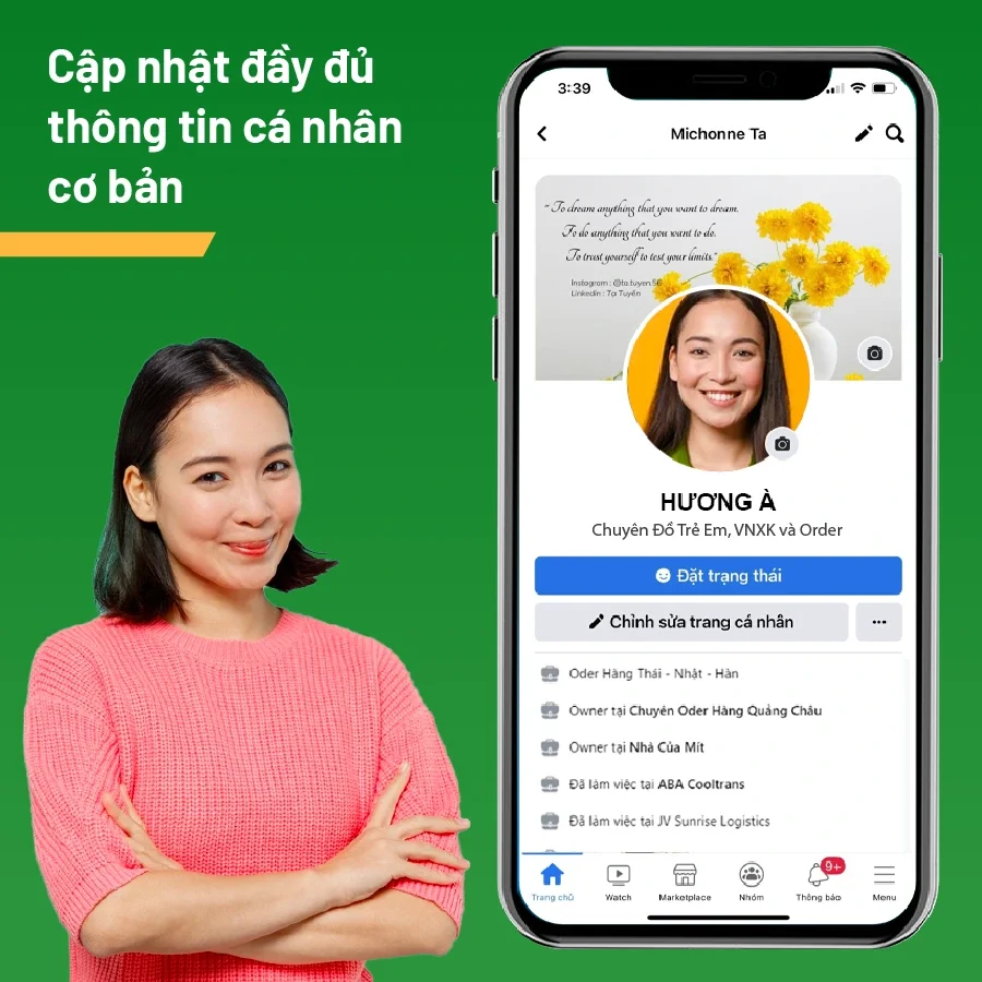 Người bán hàng online hướng dẫn cập nhật thông tin cá nhân trên mạng xã hội