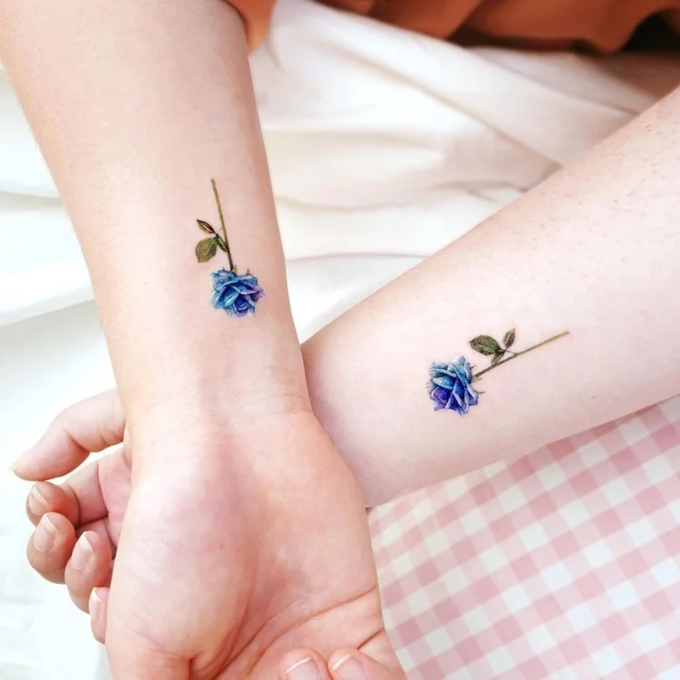 Hình xăm mini ở cổ tay (9)